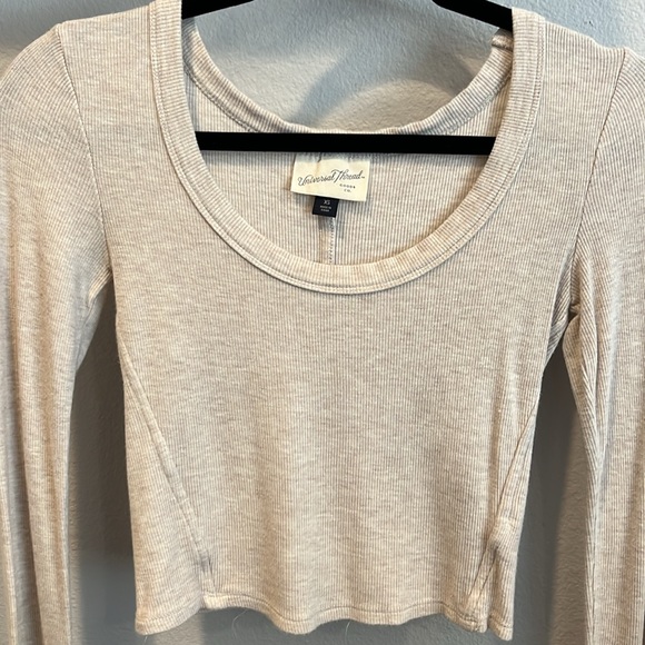 Light Pink Longsleeve - Picture 2 of 4